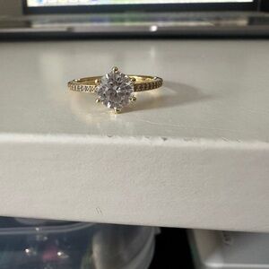 Pandora Clear Sparkling Solitare Ring
